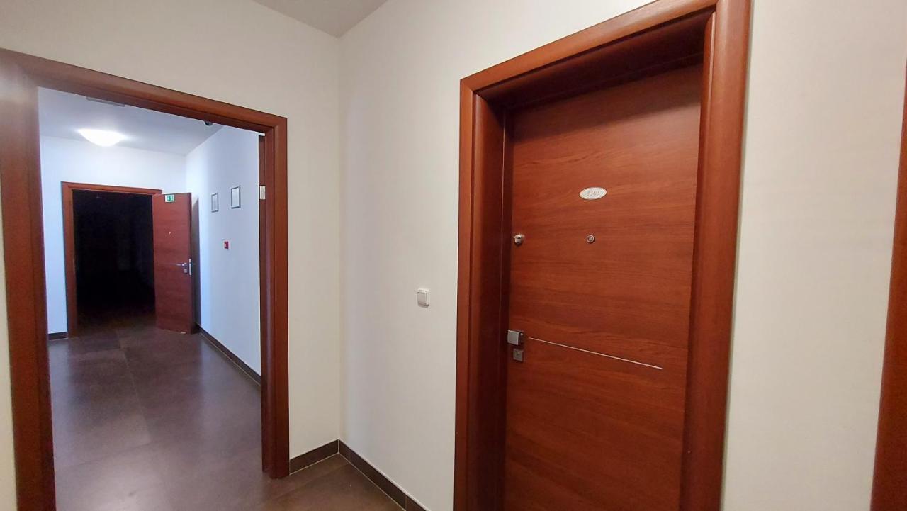 Apartment Moser 1303 Karlovy Vary Exterior foto